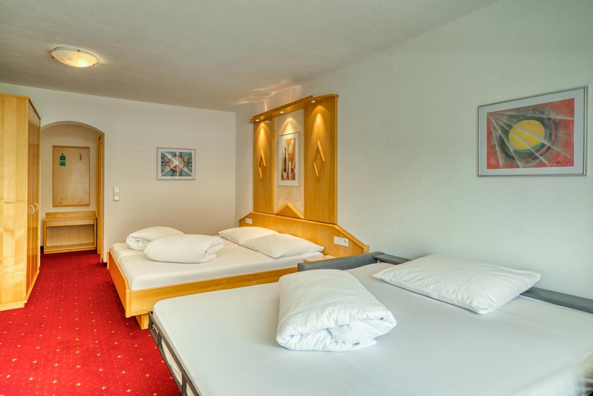 Hotel Alpen-Royal Йерценс Екстериор снимка